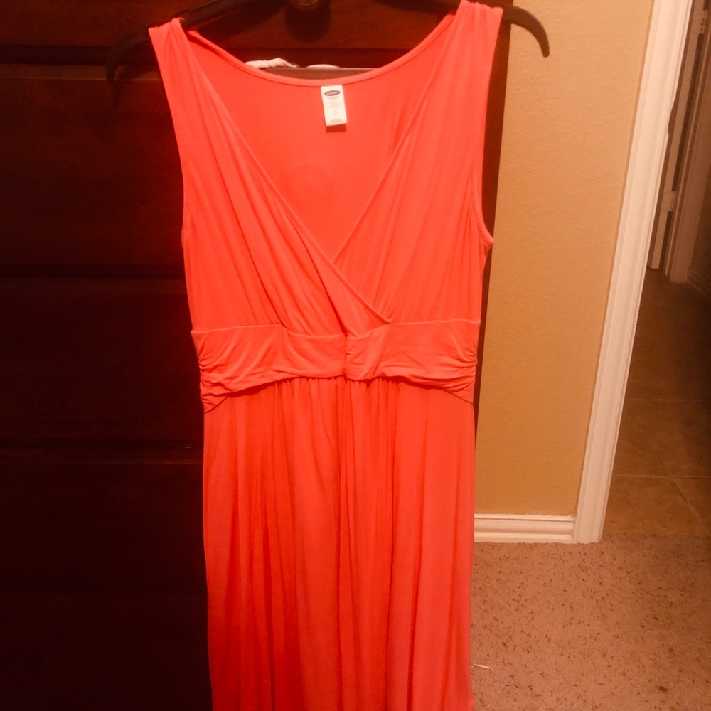 Women's maternity lot size small